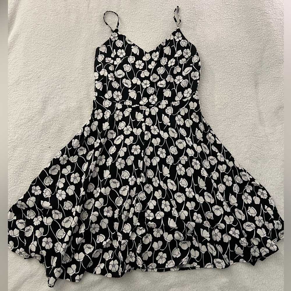 GAP Black & White Floral Fit & Flare Mini Dress